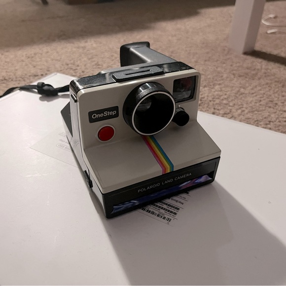 Polaroid OneStep Instant Camera - 10/10. condition - Picture 2 of 5
